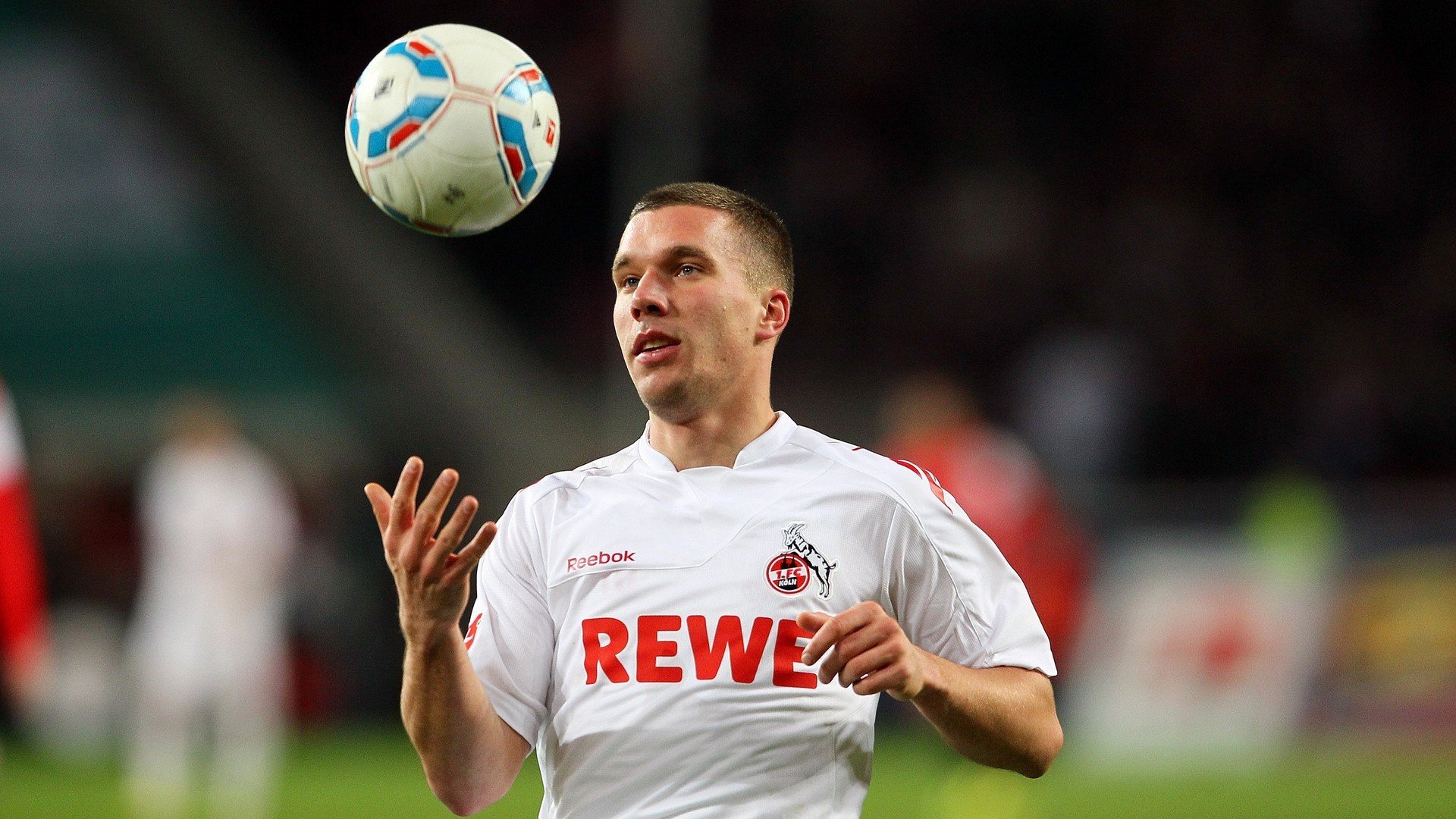 英超“豪门争霸”硝烟再起，争冠逐渐白热化，英超的豪门球队